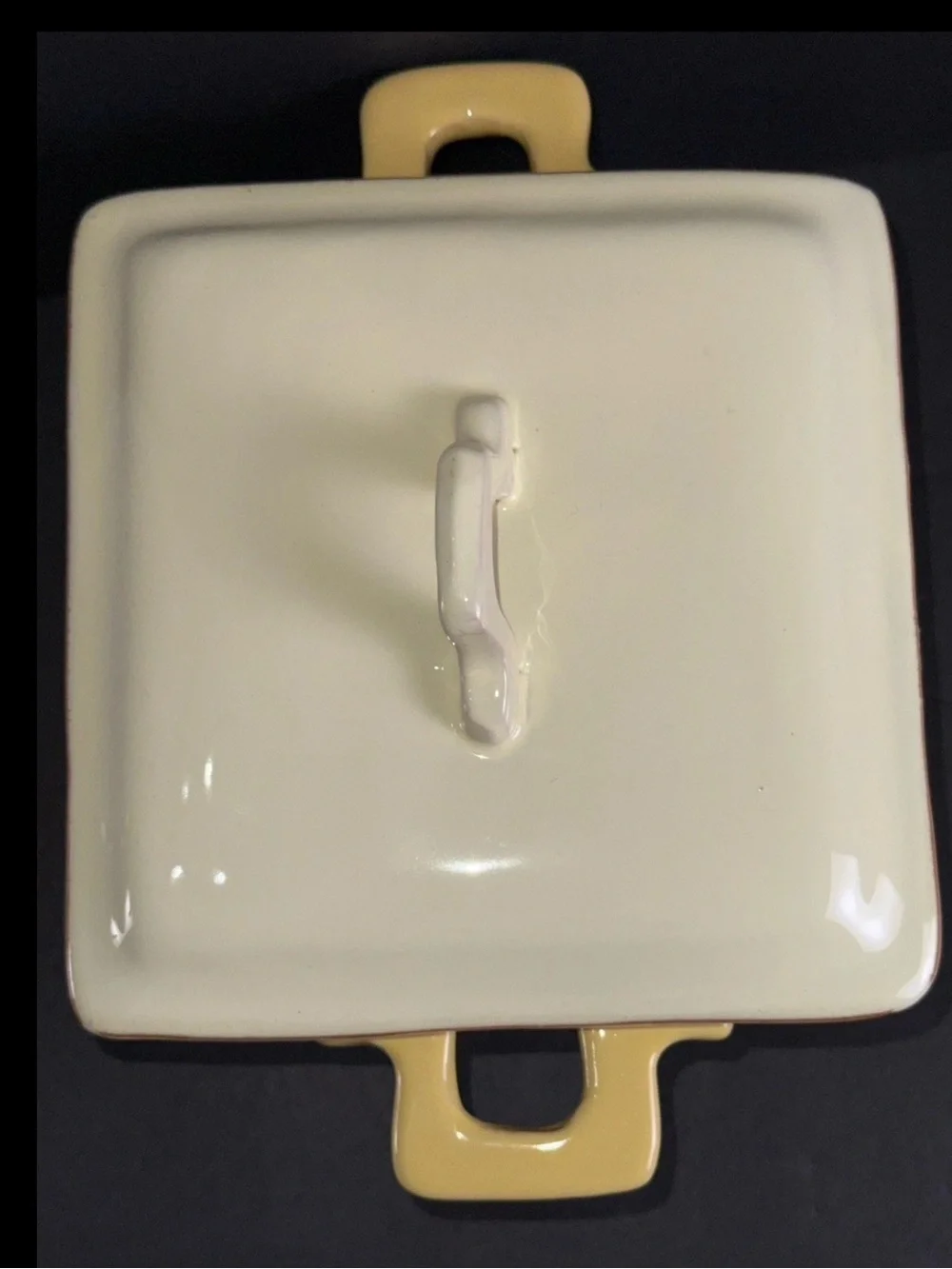 Vietri Cucina Fresca Casserole & Lid 1.75 Quart Square Cream Saffron